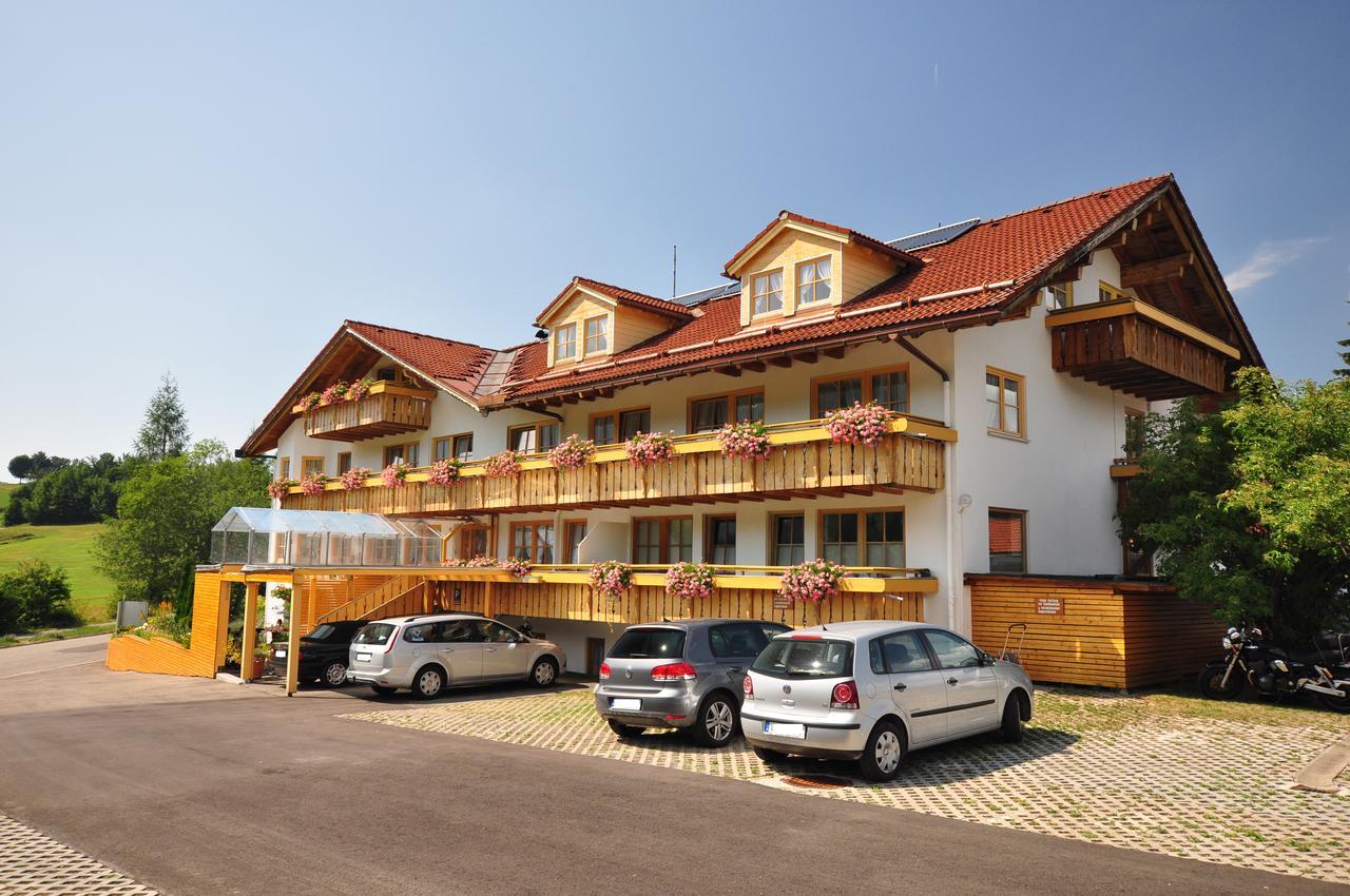 Berghues Schratt - Einfach Anders - Ihr Vegetarisches Und Veganes Biohotel Oberstaufen Exterior foto