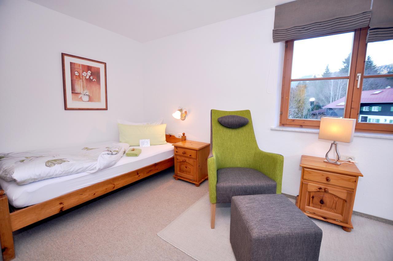 Berghues Schratt - Einfach Anders - Ihr Vegetarisches Und Veganes Biohotel Oberstaufen Exterior foto